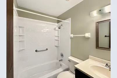 122 Demont Avenue E #358, Little Canada, MN 55117 - Photo 5