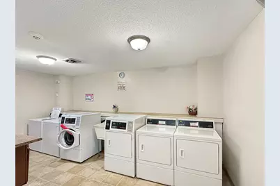 122 Demont Avenue E #358, Little Canada, MN 55117 - Photo 17