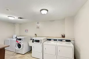 122 Demont Ave E, Little Canada, MN 55117 - Photo 17