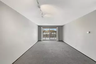 122 Demont Ave E, Little Canada, MN 55117 - Photo 3