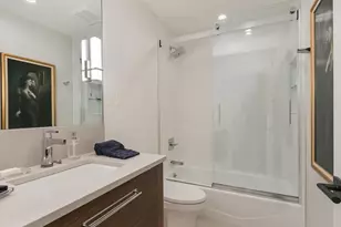 1201 Yale Pl, Minneapolis, MN 55403 - Photo 19