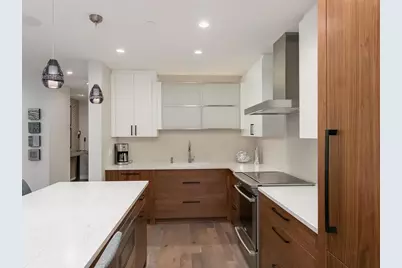 1201 Yale Place #1107, Minneapolis, MN 55403 - Photo 5