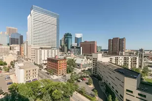 1201 Yale Pl, Minneapolis, MN 55403 - Photo 3