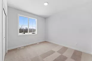 1561 Creekwood Dr, New Richmond, WI 54017 - Photo 9