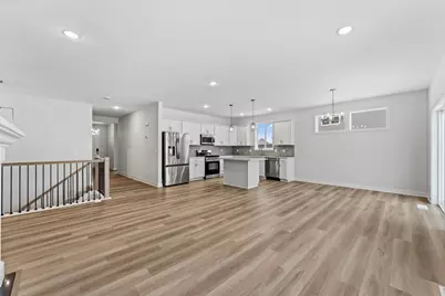 1561 Creekwood Dr, New Richmond, WI 54017 - Photo 29