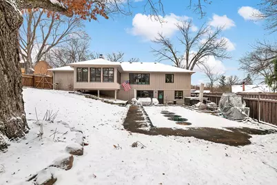 16201 Hillcrest Lane, Eden Prairie, MN 55346 - Photo 29