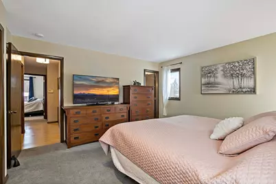 16201 Hillcrest Lane, Eden Prairie, MN 55346 - Photo 35