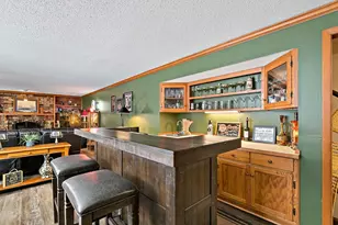 16201 Hillcrest Ln, Eden Prairie, MN 55346 - Photo 47