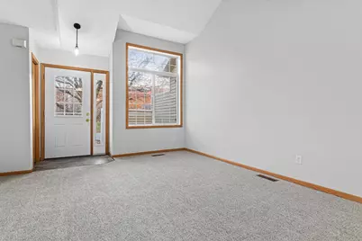 2123 Agate Curve, Shakopee, MN 55379 - Photo 3