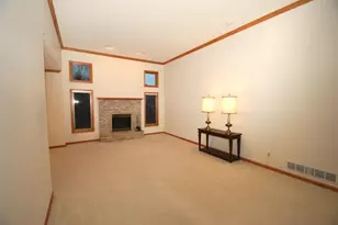 8048 Narcissus Ln N, Maple Grove, MN 55311 - Photo 5