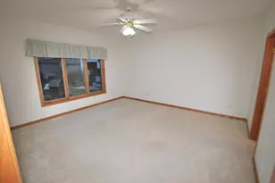 8048 Narcissus Ln N, Maple Grove, MN 55311 - Photo 23