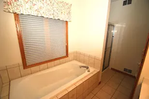 8048 Narcissus Ln N, Maple Grove, MN 55311 - Photo 27