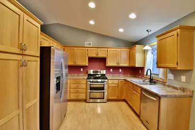 6346 Cape West Court, Saint Cloud, MN 56303 - Photo 11