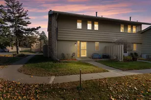 220 Windsor Ln, New Brighton, MN 55112 - Photo 7