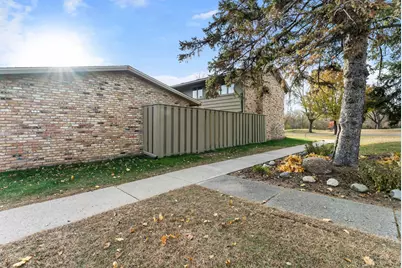 220 Windsor Lane, New Brighton, MN 55112 - Photo 49