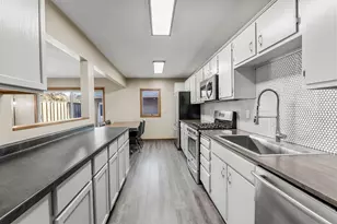 220 Windsor Ln, New Brighton, MN 55112 - Photo 25