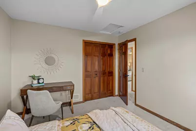 4550 Evergreen Drive, Vadnais Heights, MN 55127 - Photo 23