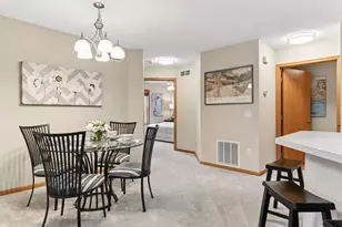 826 Roundhouse St, Shakopee, MN 55379 - Photo 21