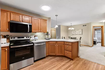 826 Roundhouse Street, Shakopee, MN 55379 - Photo 17