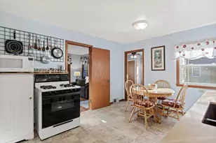 3179 Victoria St N, Shoreview, MN 55126 - Photo 15