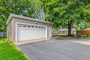 3179 Victoria St N, Shoreview, MN 55126 - Photo 33