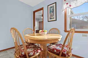 3179 Victoria St N, Shoreview, MN 55126 - Photo 11