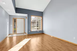 316 Creekside Dr, Buffalo, MN 55313 - Photo 3