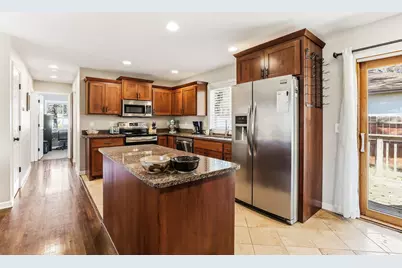 2390 Cohansey Boulevard, Roseville, MN 55113 - Photo 5