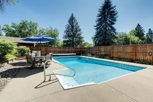 2390 Cohansey Blvd, Roseville, MN 55113 - Photo 7