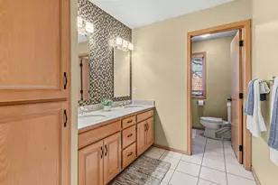 11338 Hawk High Ct, Eden Prairie, MN 55347 - Photo 45