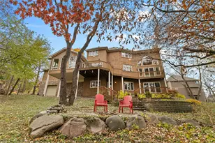 11338 Hawk High Ct, Eden Prairie, MN 55347 - Photo 9