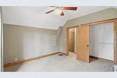 37 5th Street SE, Wells, MN 56097 - Photo 15