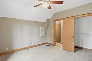 37 5th St SE, Wells, MN 56097 - Photo 15