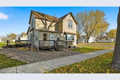 37 5th Street SE, Wells, MN 56097 - Photo 1