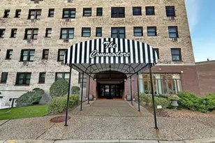 79 Western Ave N, Saint Paul, MN 55102 - Photo 1