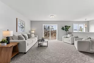 7329 Agate Trl, Inver Grove Heights, MN 55077 - Photo 5