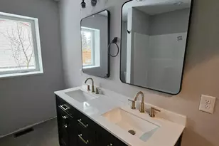 602 Prairie Dr N, Hudson, WI 54016 - Photo 3