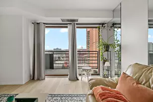 66 9th St E, Saint Paul, MN 55101 - Photo 3