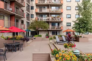 66 9th St E, Saint Paul, MN 55101 - Photo 37