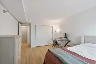 66 9th St E, Saint Paul, MN 55101 - Photo 21