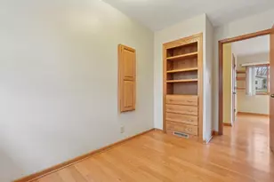 6249 Oak Knoll Dr, Woodbury, MN 55125 - Photo 15