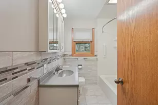 6249 Oak Knoll Dr, Woodbury, MN 55125 - Photo 11