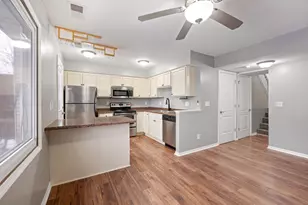 7888 Dunmore Rd, Woodbury, MN 55125 - Photo 5