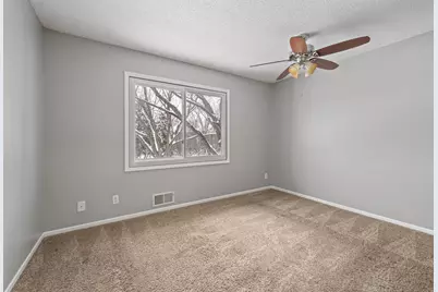 7888 Dunmore Road, Woodbury, MN 55125 - Photo 19