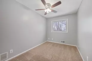 7888 Dunmore Rd, Woodbury, MN 55125 - Photo 21