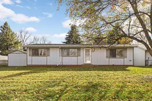 1538 12th Ave W, Shakopee, MN 55379 - Photo 1