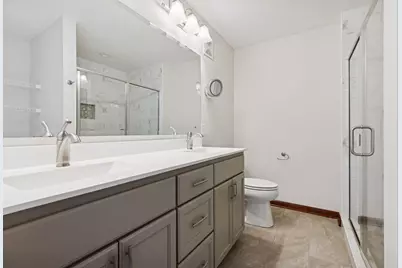 528 Sutherland Drive, Woodbury, MN 55129 - Photo 37