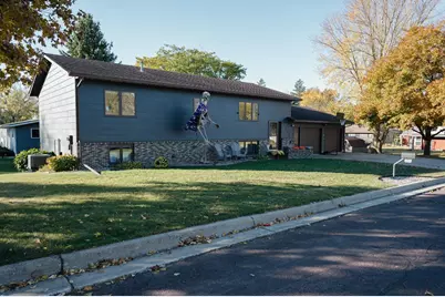 220 E Christina Street, Fairmont, MN 56031 - Photo 1