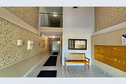 4009 Heritage Hills Drive #108, Bloomington, MN 55437 - Photo 3