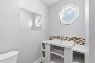 2527 Washington St NE, Minneapolis, MN 55418 - Photo 19